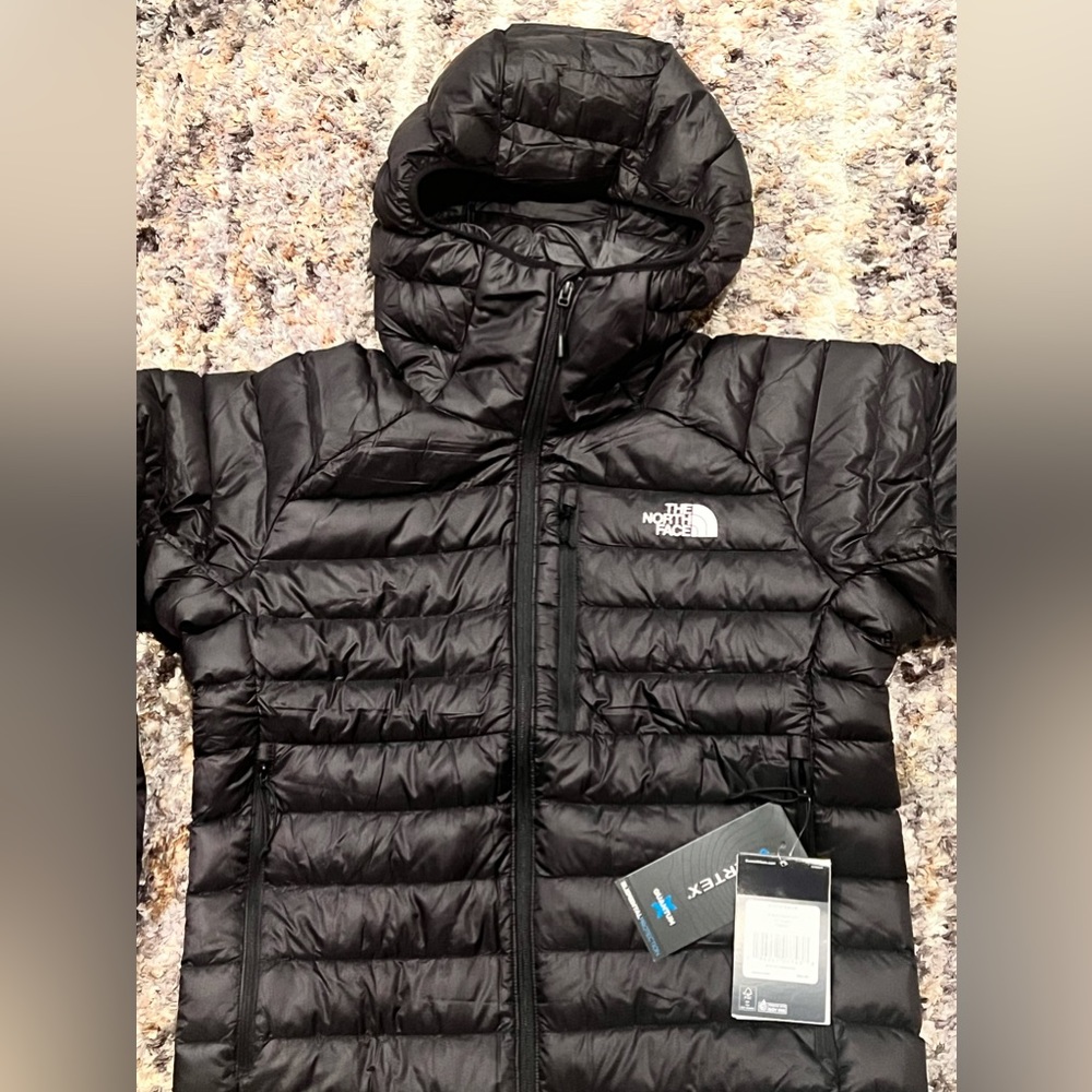 Black men’s north face size m